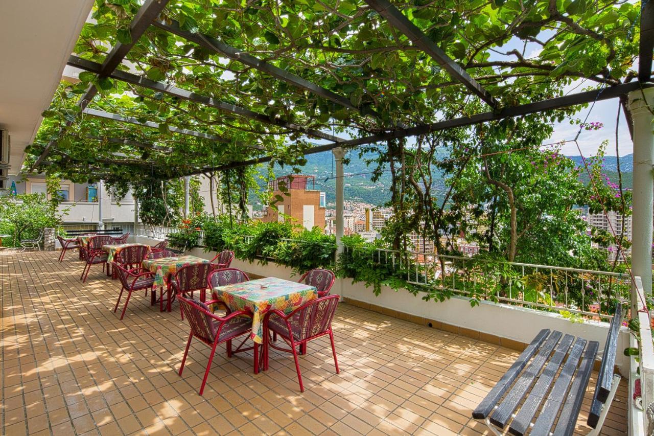 Guest House Madra Budva Extérieur photo