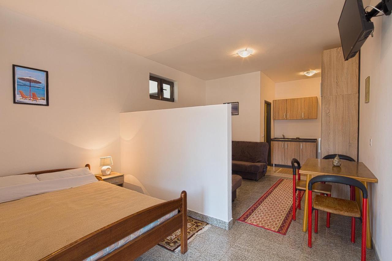 Guest House Madra Budva Extérieur photo